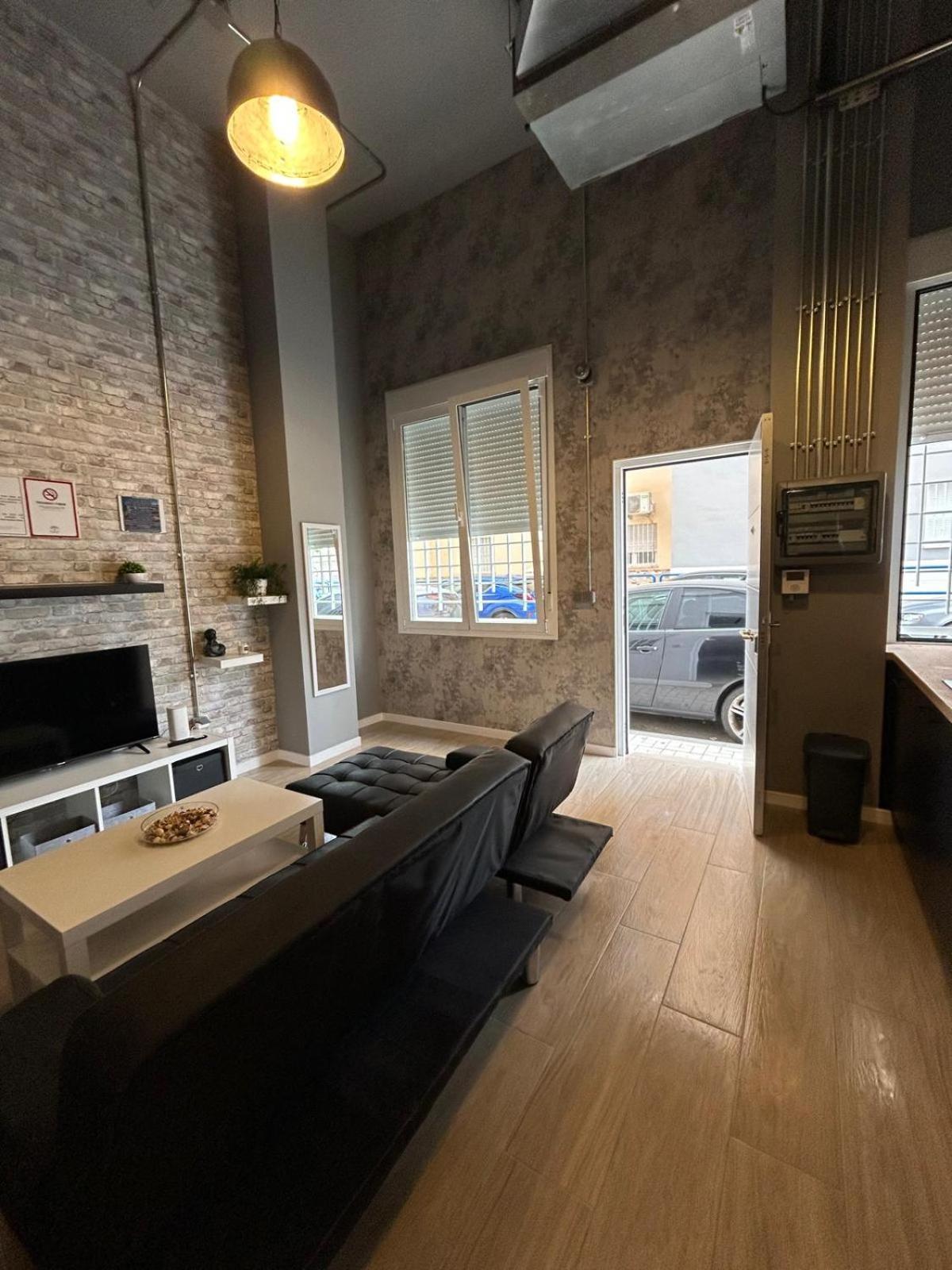 Inmosthome Bis Malaga Ngoại thất bức ảnh