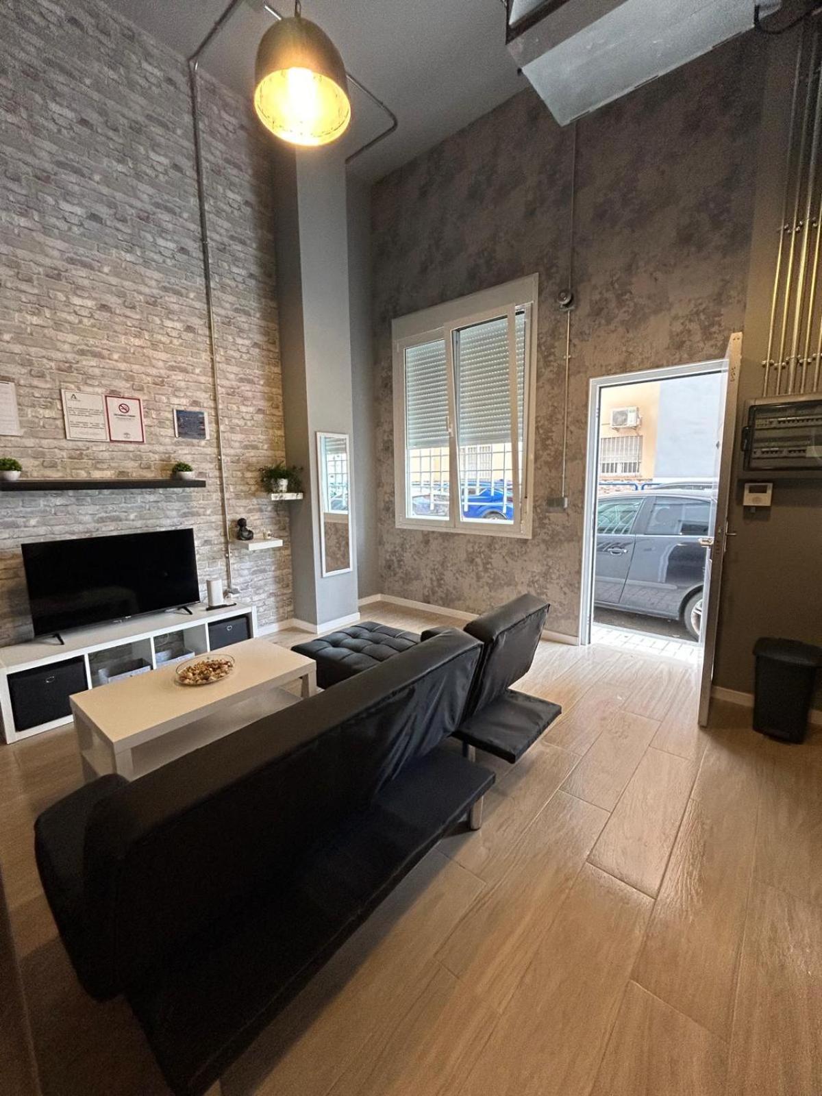 Inmosthome Bis Malaga Ngoại thất bức ảnh